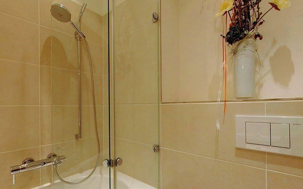 Hotel Staffler Оделцхаузен Екстериор снимка